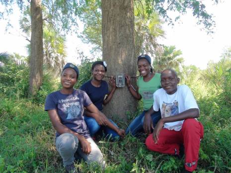 (L to R) Domingas, Maria, Celina, Isaquel